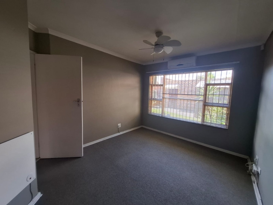 2 Bedroom Property for Sale in Pellissier Free State